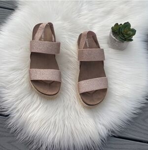 Madden Girl platform sparkle glitter sandal